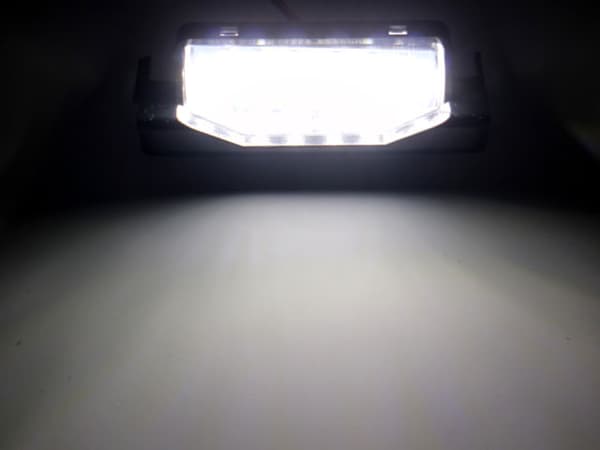 Kompatibel med Mazda 6 09-15 LED-skyltbelysning styling LED 2-pack 92