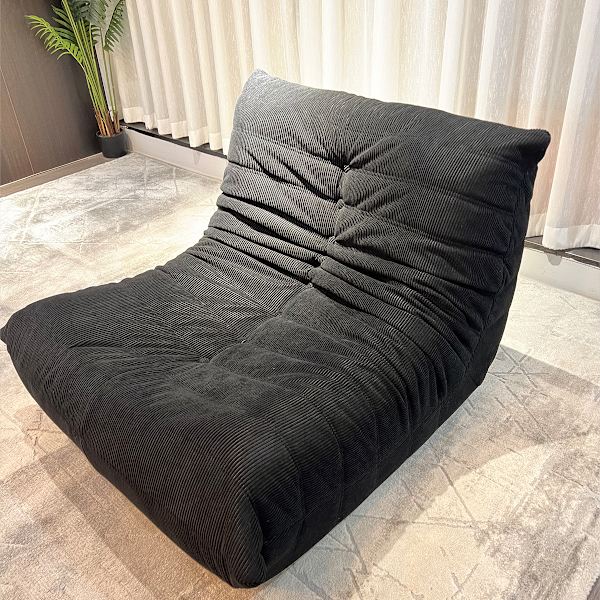 Togo Ensitssoffa - Svart - Ingen montering, Ergonomiskt helkroppsstöd, högdensitets fjädrande skum, Premium Soft-Touch-klädsel svart