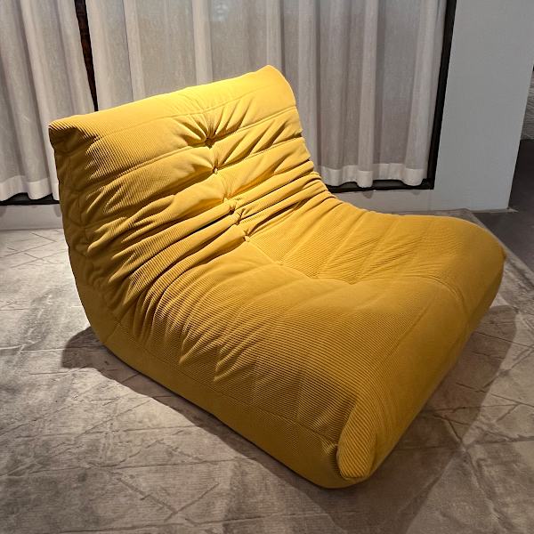Togo Ensitssoffa - Gul - Ingen montering, Ergonomiskt helkroppsstöd, högdensitets fjädrande skum, Premium Soft-Touch-klädsel gul