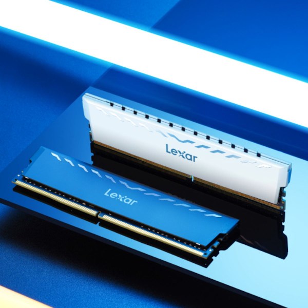 Lexar THOR DDR4 UDIMM Stationär Minne 8G 3600Mhz Vit vit