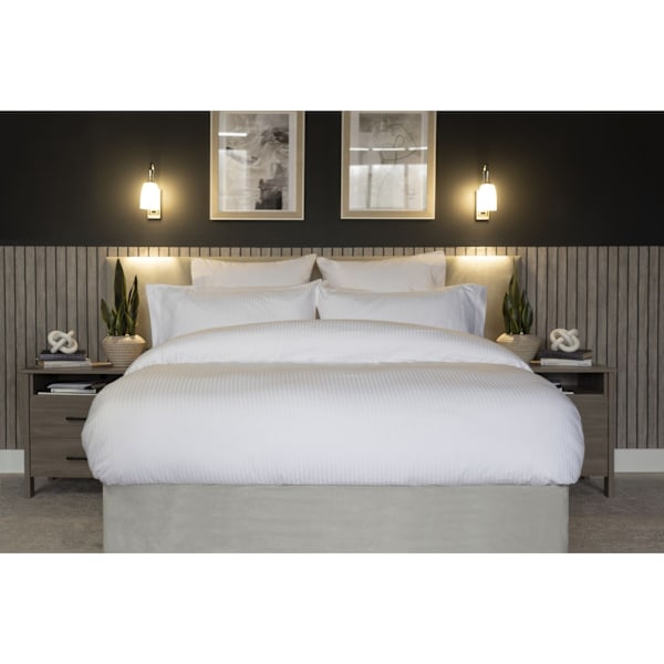 Belledorm Hotel Soho Pinstripe Påslakanset Enkelsäng Vit White Single