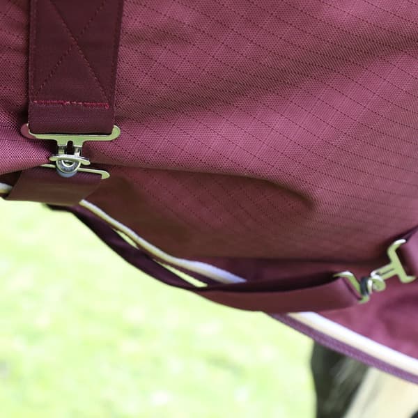 Highlander Plus Combo Neck 100g Hästtäcke 5´ 9 Maroon Maroon 5´ 9