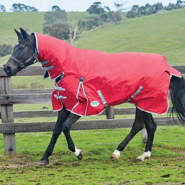 Weatherbeeta Comfitec Lite Classic Combo Neck Turnout Matta 6 ft Red/Silver/Navy 6 ft 9