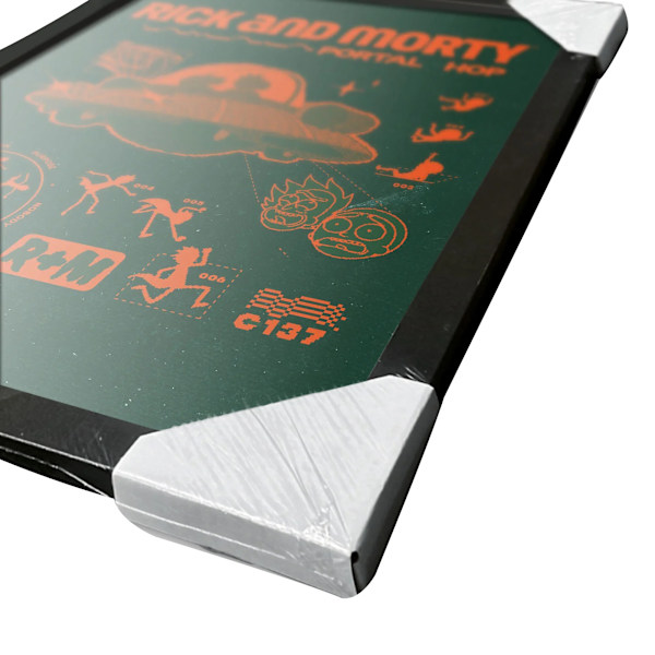 Rick And Morty Portal Hop Inramad Tryck 40cm x 30cm Grön/Orange Green/Orange 40cm x 30cm