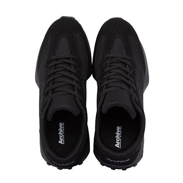 Archive Design Studios Herr Track Träningsskor 45.5 Svart Black 11 UK