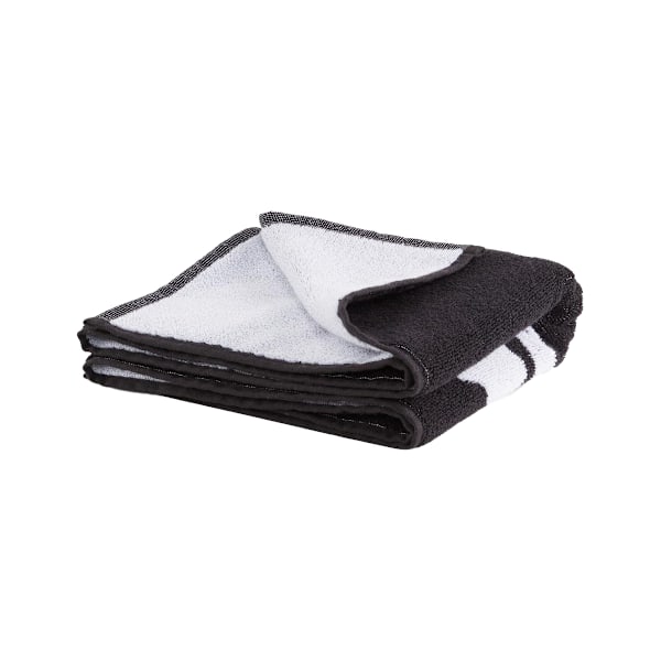Puma Team Logo Mikrofiberhandduk 140cm x 70cm Svart/Vit Black/White 140cm x 70cm