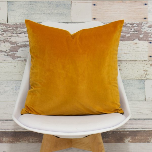 Furn Aurora Corduroy Kuddfodral 45 x 45 cm Ockragul Ochre Yellow 45 x 45 cm
