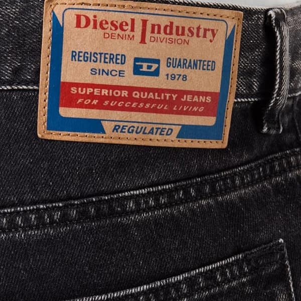 Diesel Herr 2023 D-Finitive Jeans 33L Grå Grey 33L