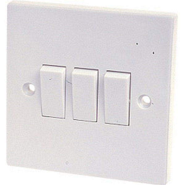 Dencon 10A 3 Gang 2 Way Switch Till BS3676 One Size Vit White One Size