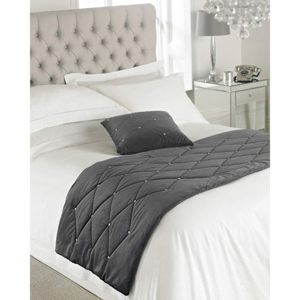 Riva Paoletti New Diamante Sänglöpare 70 x 220cm Tenn Pewter 70 x 220cm