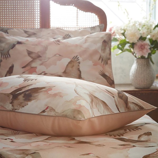 EW By Edinburgh Weavers Flyway Exotic Contrast Piping Duvet Cov Blush Double
