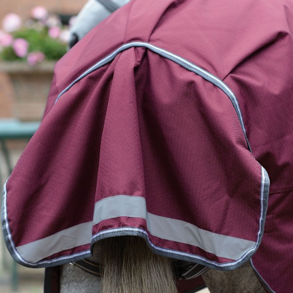 Weatherbeeta Comfitec Plus Dynamic II Medium Lite Avtagbar Hals Hästtäcke 7´ Maroon/Grå/Vit Maroon/Grey/White 7´