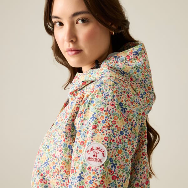 Regatta Dam Cath Kidston Ditsy Blommig Lång Vattentät Jacka Cream Harmony 14 UK
