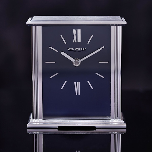 Wm.Widdop Silver Mantel Clock Marinblå Urtavla En Storlek En Färg One Colour One Size