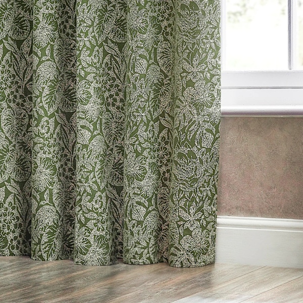 Wylder Bali Jacquard Botaniska Öglettgardiner 168cm x 183cm Oliv Olive 168cm x 183cm
