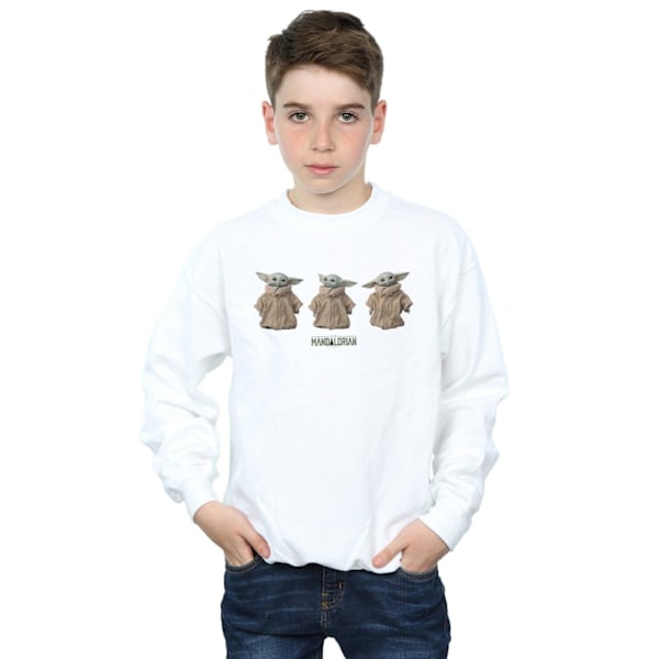 Star Wars Pojkar The Mandalorian The Child Poses Sweatshirt 7-8 år White 7-8 Years