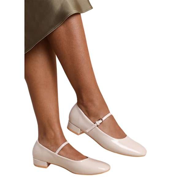 Where's That From Dam/Damer Minsk Lackläder Spänne Detalj Låg Klack Pumps 4 UK Kräm Cream 4 UK