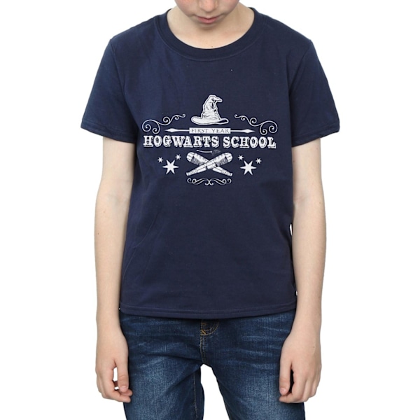 Harry Potter Boys Hogwarts Första Året T-Shirt 5-6 År Marinblå Navy Blue 5-6 Years