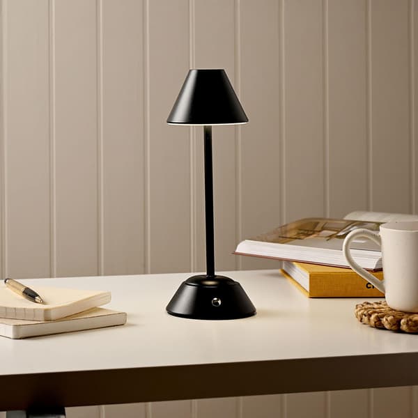 Hestia Matt Svart USB LED Touch Bordslampa - Medium One Size bl black One Size