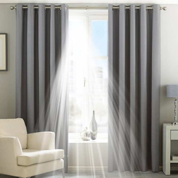 Riva Home Eclipse Blackout Eyelet Gardiner 66 x 54in (168 x 137 Silver 66 x 54in (168 x 137cm)