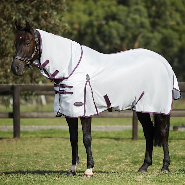 Weatherbeeta Comfitec Essential Mesh II Combo Neck Turnout Rug White/Maroon/Grey 6´ 0