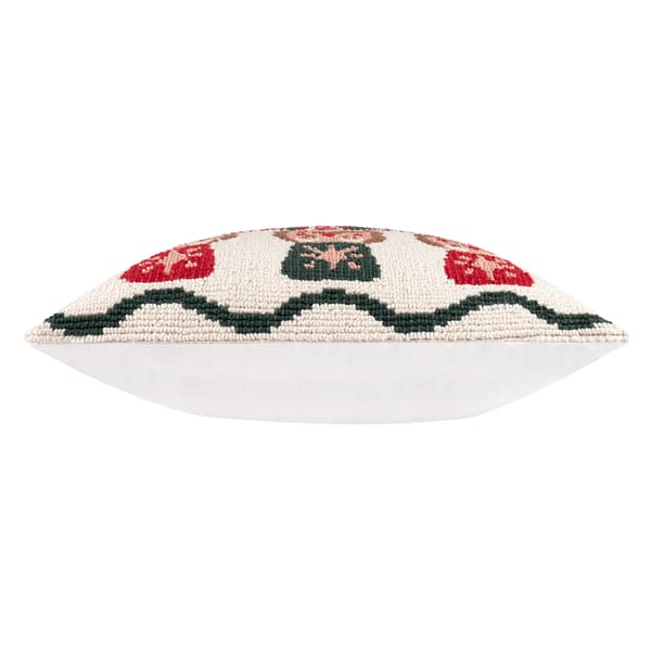 Furn Tufted Nötknäppare Jul Kuddfodral 45cm x 45cm Vit White/Multicoloured 45cm x 45cm