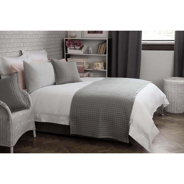 Belledorm Crompton Quilted Bed Runner One Size Grå Grey One Size