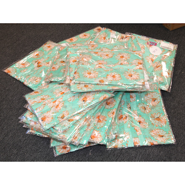 Bulk, Grossist, Parti, Utrensning Assorterade Kläder (Klänningar, Womens Green Beach Shirts (Set of 4 Box 4