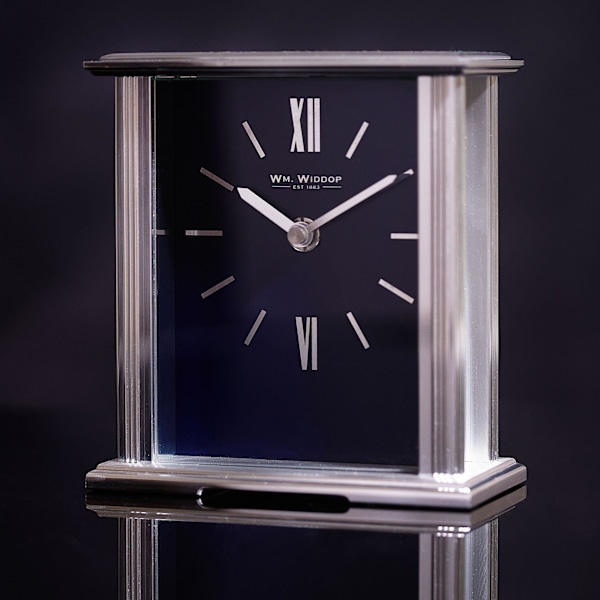 Wm.Widdop Silver Mantel Clock Marinblå Urtavla En Storlek En Färg One Colour One Size