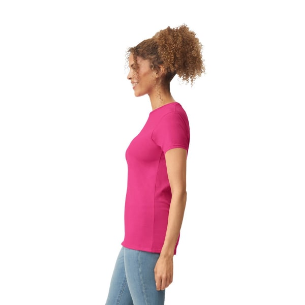 Gildan Womens/Ladies Softstyle Plain Ringspun Cotton Fitted T-Shirt Heliconia 6 UK