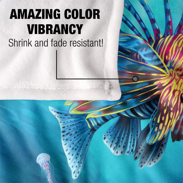 JQ Licensing En Silkeslen Drakfisk Supermjuk Filt One Size Multi Multicoloured One Size