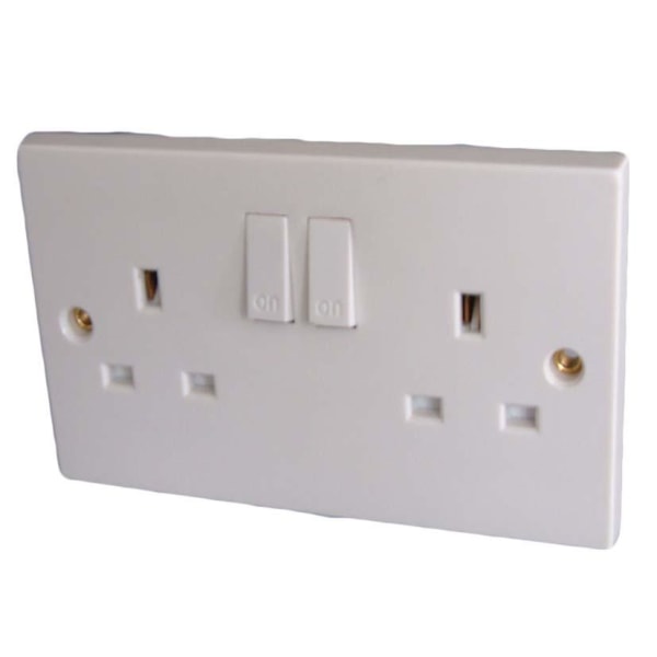 Dencon 13A Twin Switched Socket Outlet till BS1363 One Size White White One Size