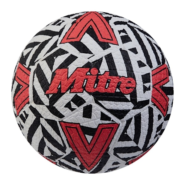 Mitre 2024 Street Soccer Fotboll 5 Vit/Svart/Röd White/Black/Red 5