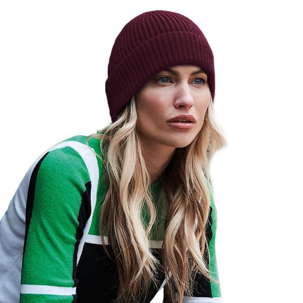 Beechfield Engineered Stickad Ribbad Mössa One Size Burgundy Burgundy One Size