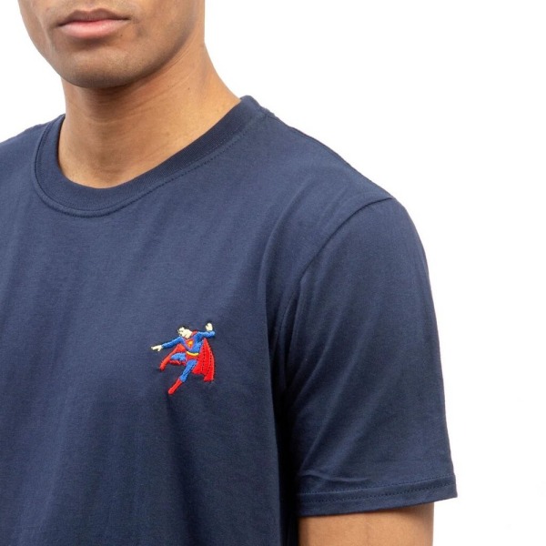 Stålmannen flyg T-shirt för män M Marinblå Navy M