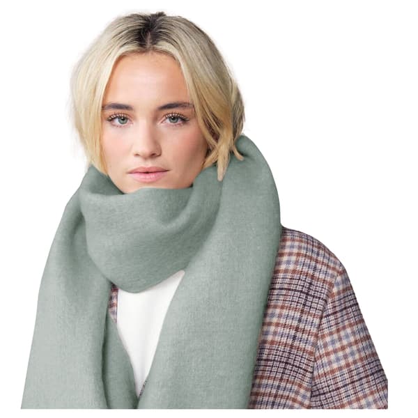 Beechfield Fluffy Scarf One Size Dusty Green Dusty Green One Size