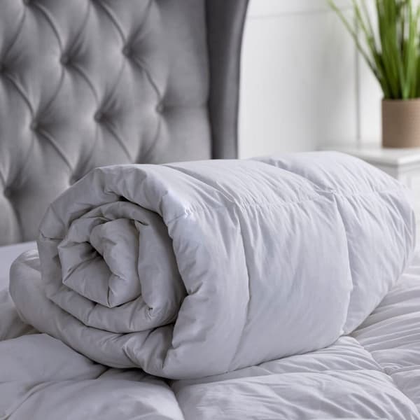 Belledorm Hotel Duck Plain Duvet King White White King