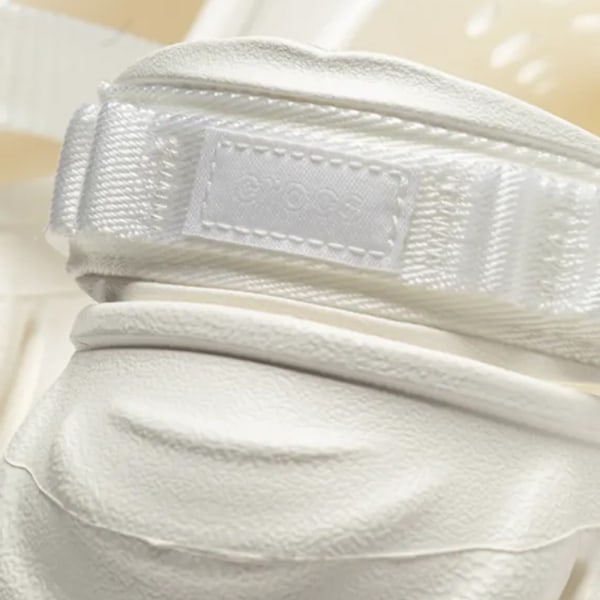 Crocs Unisex Echo Clog Tofflor White-A 41
