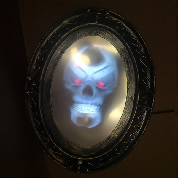 Halloween Spökspegel Oval NEW Rörelsesensor Väggdekor