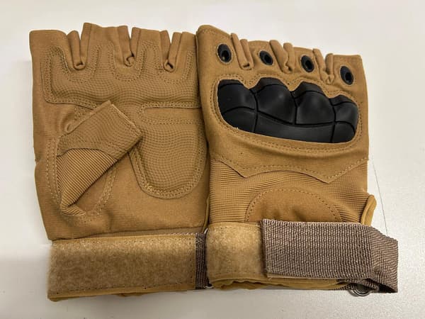 Robuste Halvfingerhandsker: Militærstil til Udendørs Aktiviteter Khaki M