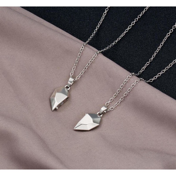 Venskabs halskæde "Hearts" - Elegant og unikt design Black one size