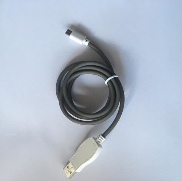 LED-Ladekabel som Danser til Musikk - Lightning White