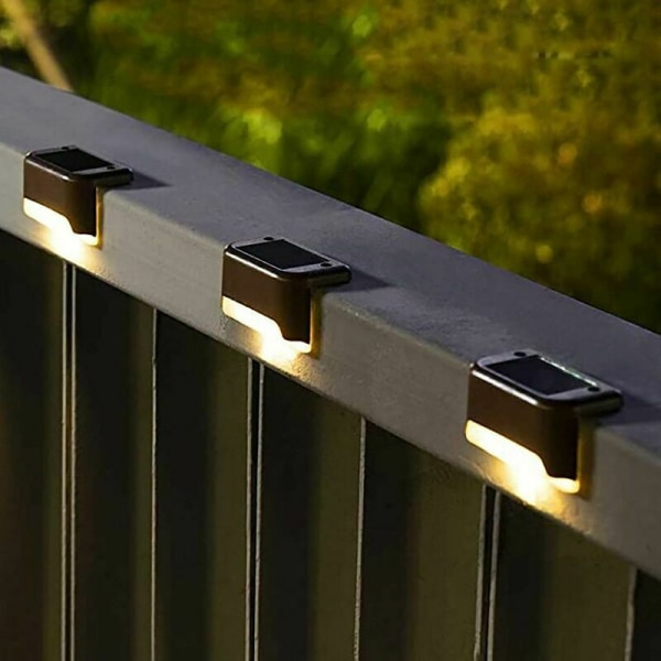 4-pack solcellslampor utomhus, vattentäta LED-lampor för utomhustrappa, trappsteg, staket, gårdar, däck och uppfarter, varmvitt