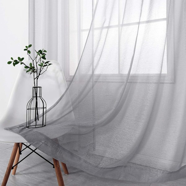 Sølvfarvede tylgardiner med øjer til stue, luksuriøse elegante lysegrå sølvgardiner, soveværelse, festbaggrund, 132 x 213 cm lange, 2 stk.
