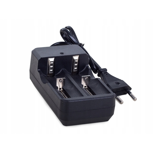 Batterilader for 18650 og andre batterier Black