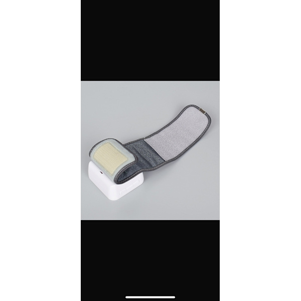 Blodtrykksmåler for håndledd med minnefunksjoner White