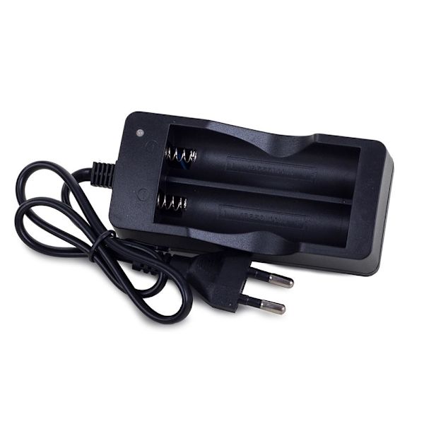 Batterilader for 18650 batterier. Black