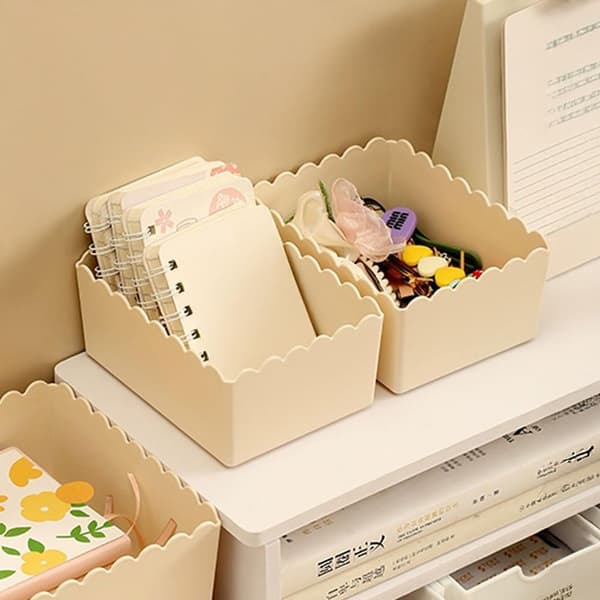 Stackable Plastic Storage Basket for Desk, Large Capacity, Cosmetics, Sundries, Kitchen Waste Basket, Lidless Organizer Container, Off-White.