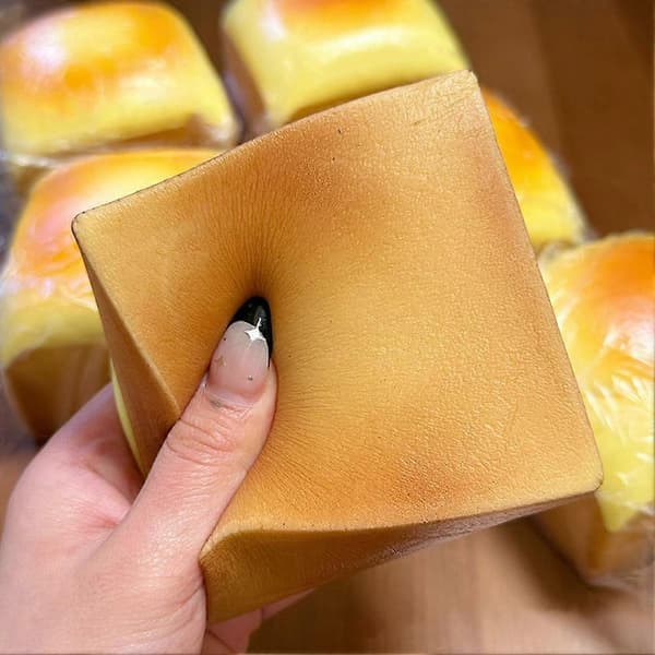 Gul Toast Squeezie Legetøj - Langsom Rebound, Brøduft, til Kontor, 10cm