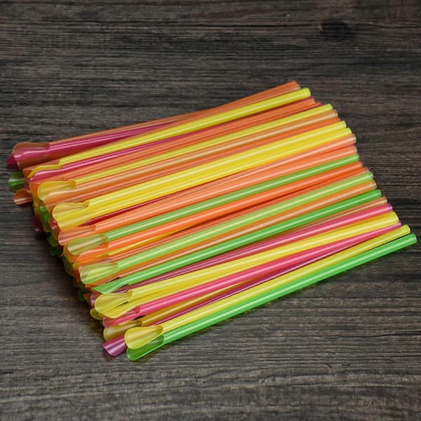 100-pack plastskedssugrör omrörande kaffeskedar